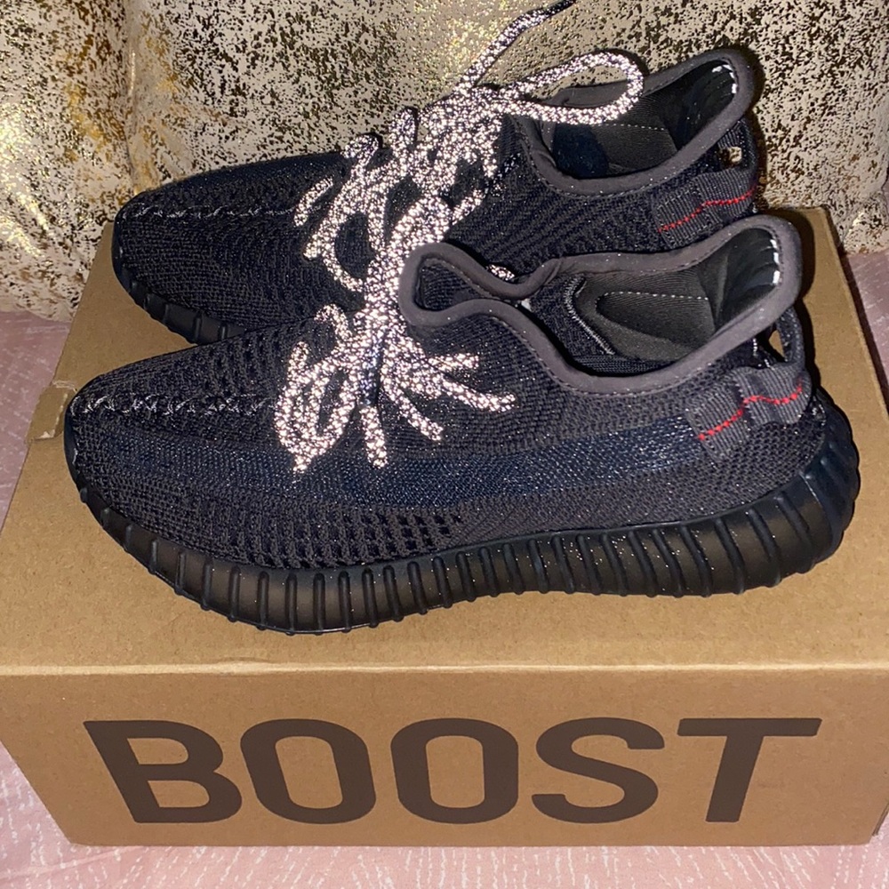 ＹＥＥＺＹ’Ｓ